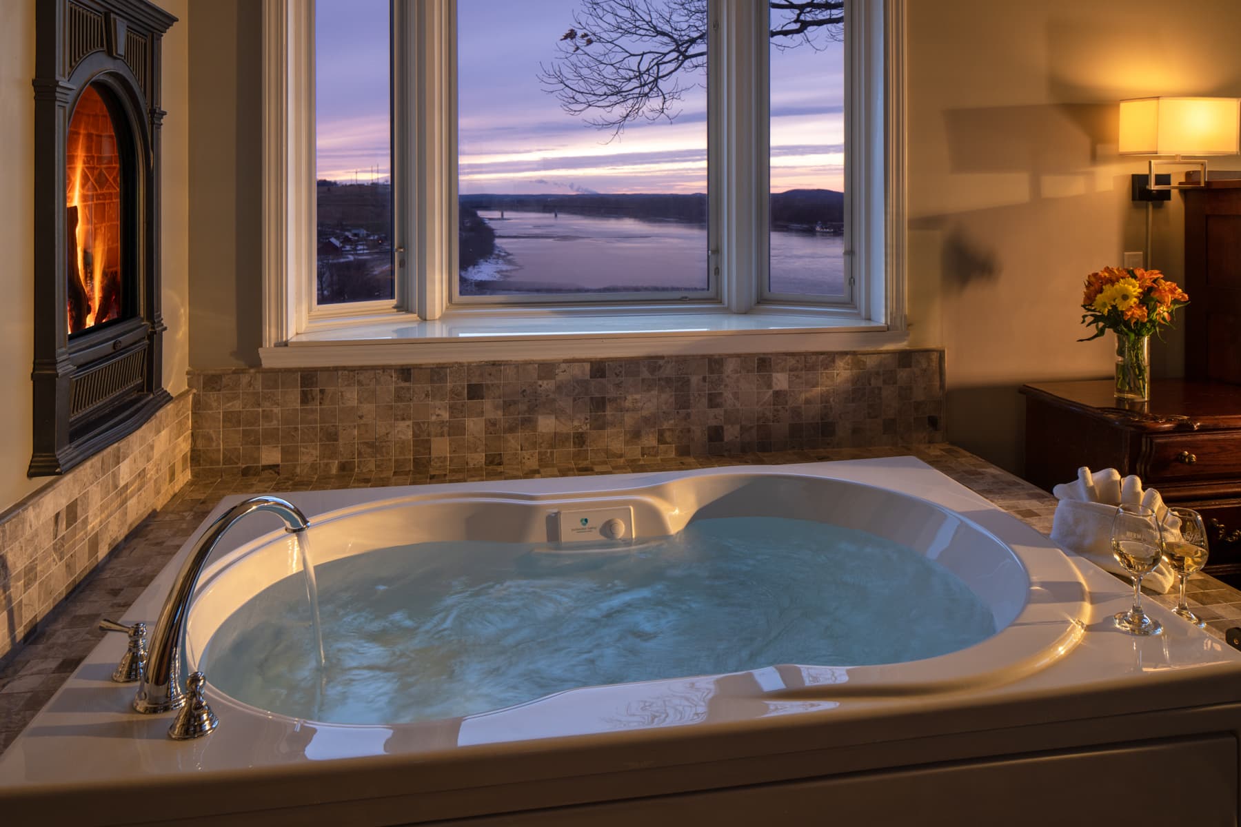 Jetted tub and firepalce