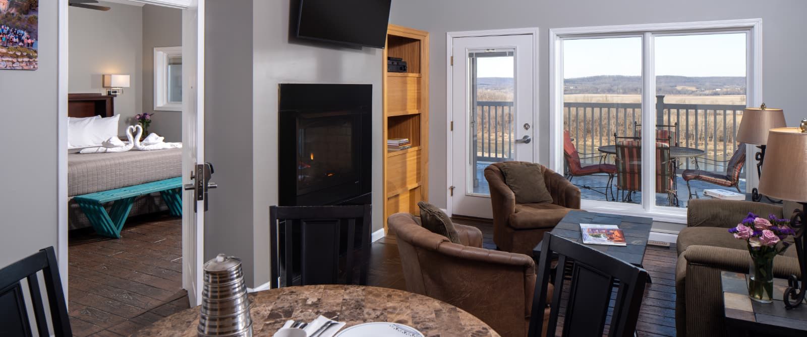 Deck with hot tub and fire pit feature