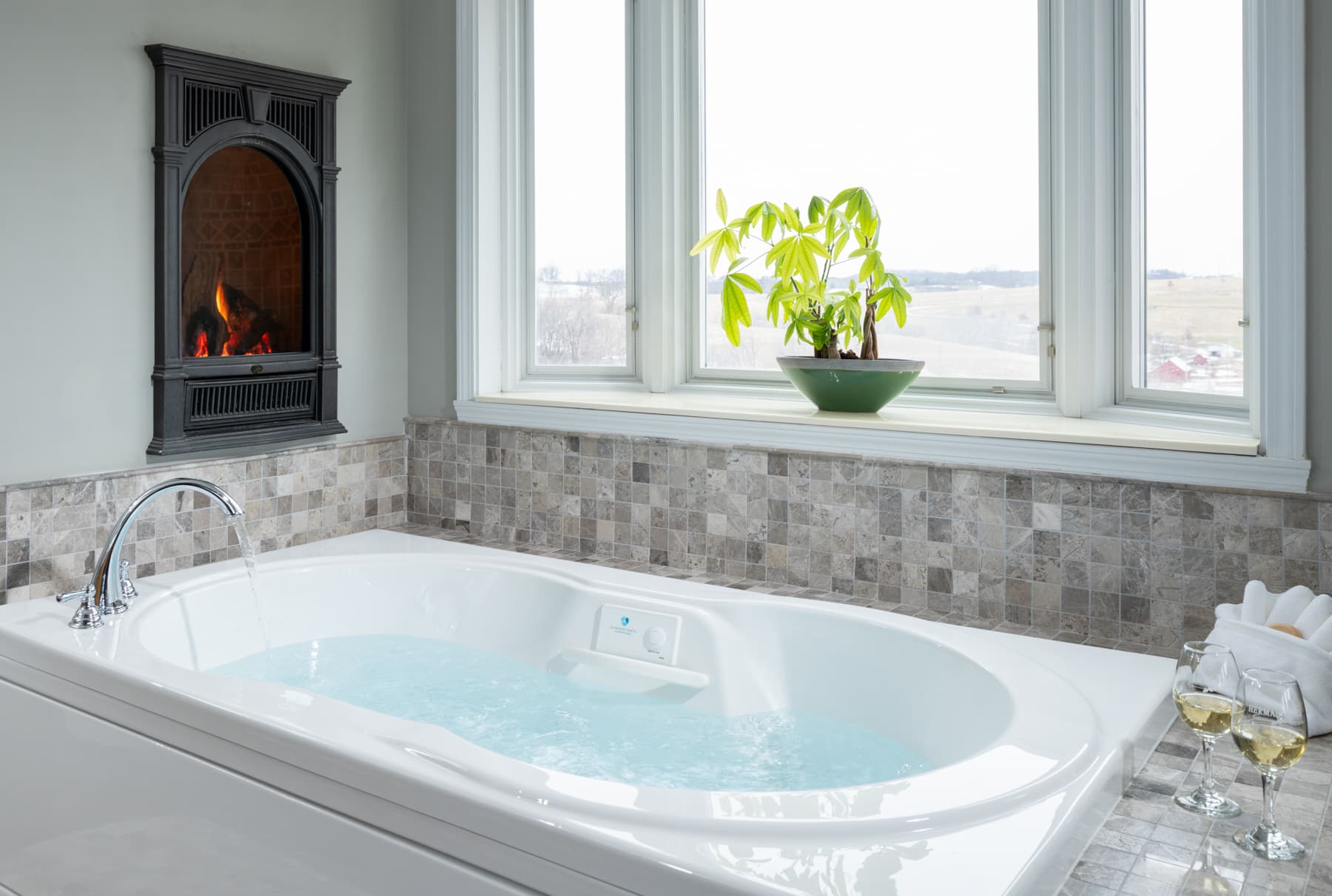 jacuzzi tub